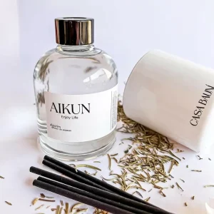 Premium Reed Diffuser Set Custom Aromatherapy Glass Bottle Home Fragrance Gift Set for Bedroom Hotel Spa Decor