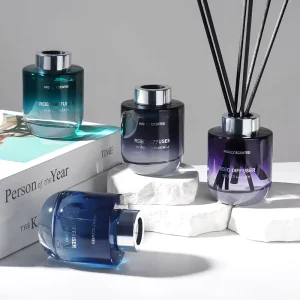 Professional Manufacture Nice Price Natural Luxury Aromatherapy Glass Bottle Oils Luxury Reed Diffuser for Home Decor
