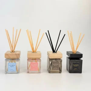 Sandalwood Flameless 200ml Essential Oil Reed Diffuser for Office Decoration