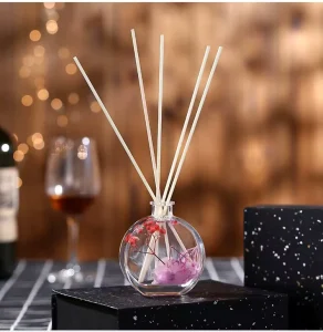 Sandalwood Reed Diffuser Set Multi-Scent Flameless Aromatherapy Oil with Dried Flowers