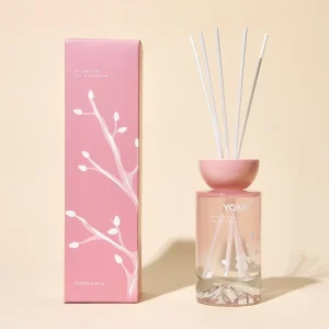 Simple Style Reed Diffuser Set Pink Glass Bottle Home Decor Air Freshener Perfume with Fragrance Oil ODM OEM Gift Set