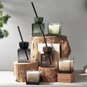 Square Glass Home Fragrance Reed Diffuser Set with Scented Candle for Hotel Spa Room Decor