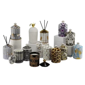 Synwish Custom Home Fragrance Scented Candles in Bulk Soy Wax Jars Luxury Private Label Candles in Ceramic Jars Gift Set
