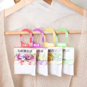 The sachets are made of pure natural plants and are suitable for indoor deodorization. There are various scents to choose from