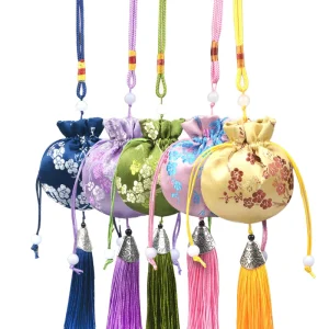 Traditional Chinese Style Car mounted Accessory Empty Sachet Plum Blossom Pouch with Mosquito Repellent Tassel for Hanging