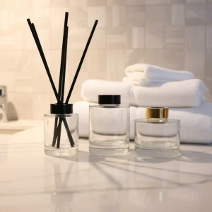 Wide Mouth Refillable 100ml 120ml 170ml 200ml Round Glass Reed Diffuser Bottle with Black Collar Ring Fiber Sticks
